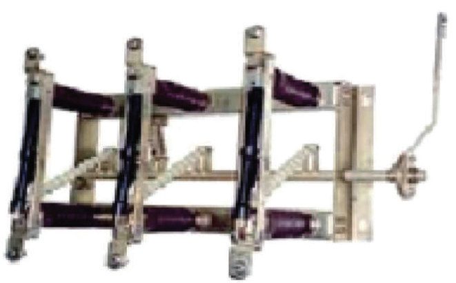 Indoor 3-pole disconnector