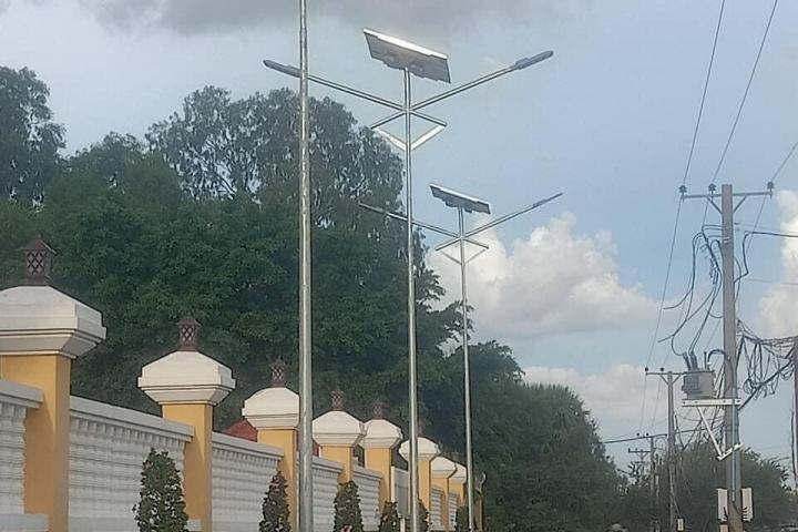 Công trình Chiếu sáng Solar Doanh trại Quân đội tỉnh Tbong Khmum