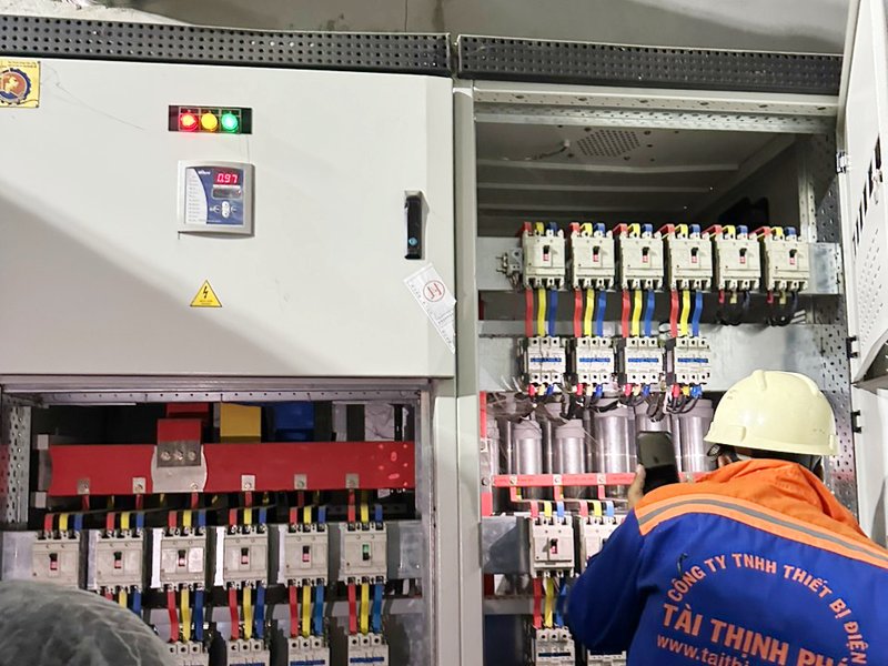 TỦ ĐIỆN & TỦ HÒA ĐỒNG BỘ